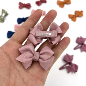Small Plain Bow with Clip
